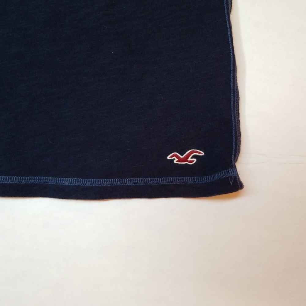 Hollister T-shirt - Picture 3 of 5